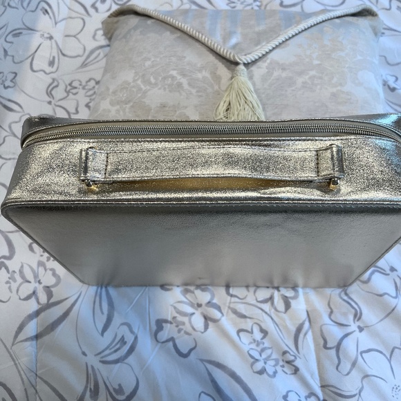 Brand NEW Lancôme Gold Large Size Train Case - Picture 2 of 5